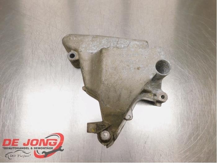 Support moteur d'un Volkswagen UP, Volkswagen, -, 3 mois de garantie, Utilisé