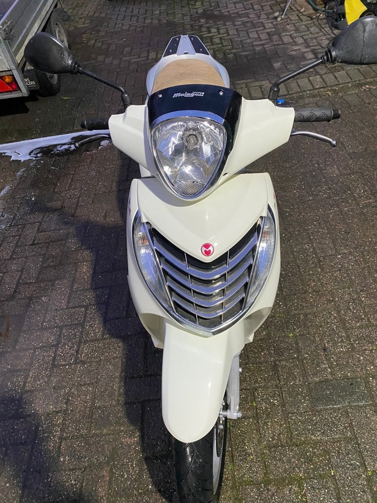 Malaguti Centro 125cc, Fietsen en Brommers, Ophalen, Malaguti, 125 cc, Benzine