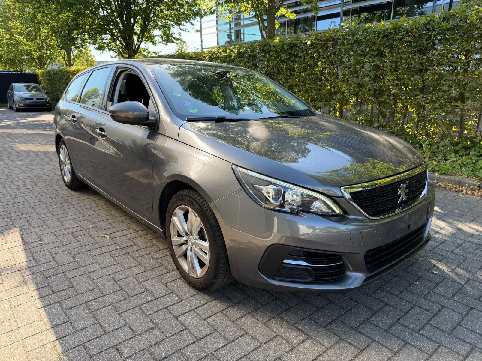 Peugeot 308 SW / 1.2 Benzine Euro 6 / 127.000 km, Argent ou Gris, Achat, Entreprise, Boîte manuelle