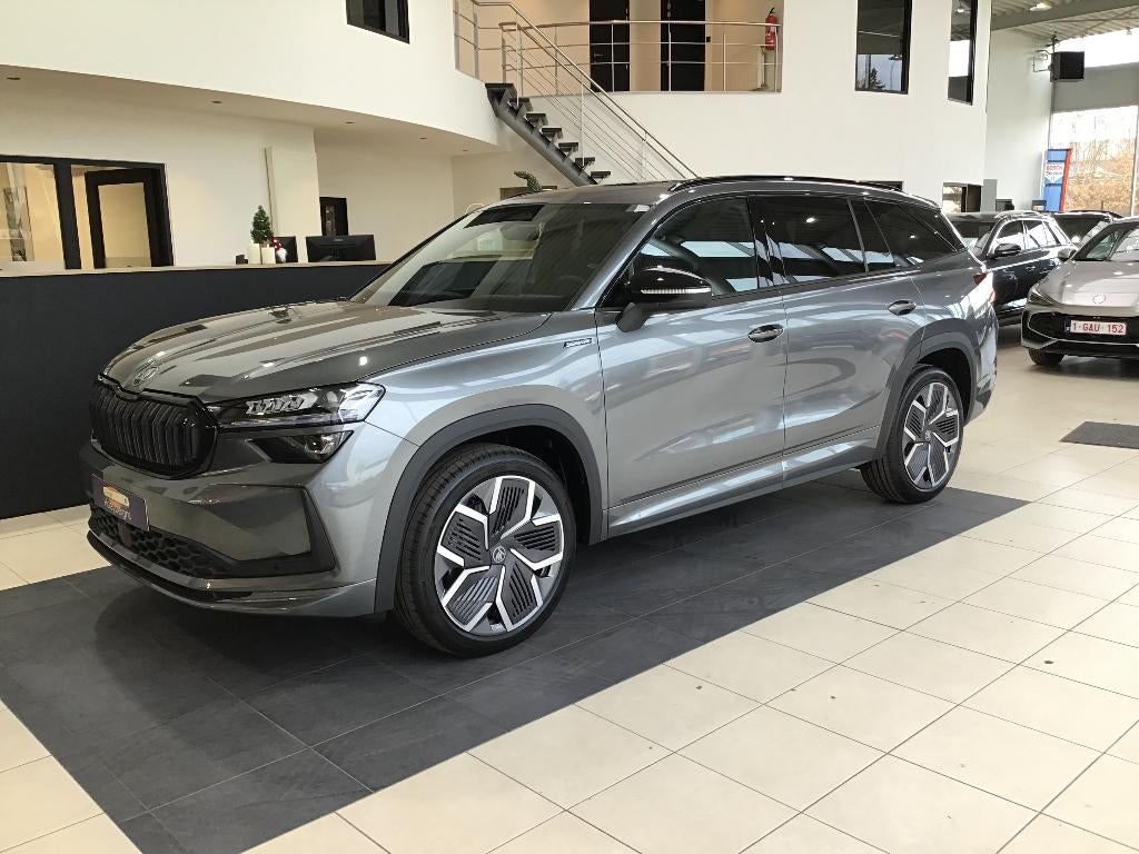 Skoda Kodiaq 1.5 TSI iV DSG Sportline NIEUW BJ09/2025 25KM, Achat, Entreprise, 7 places, https://public.car-pass.be/vhr/4d1202d6-c580-434d-9eab-d75be23bcfb4