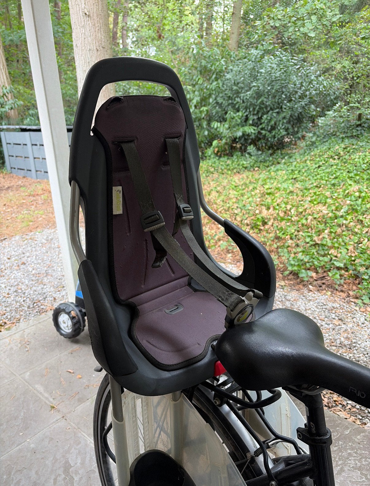 Fietsstoeltje Qibbel, Ophalen, Achterzitje, 9 t/m 18 kg, Gebruikt