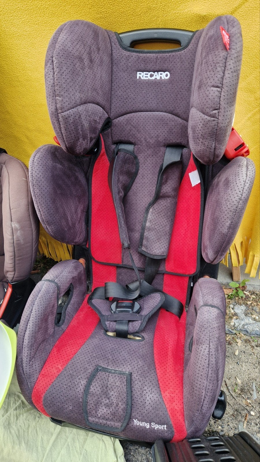 Autostoel Recaro 9-36kg, Verstelbare rugleuning, Autogordel, Zo goed als nieuw, 9 t/m 36 kg