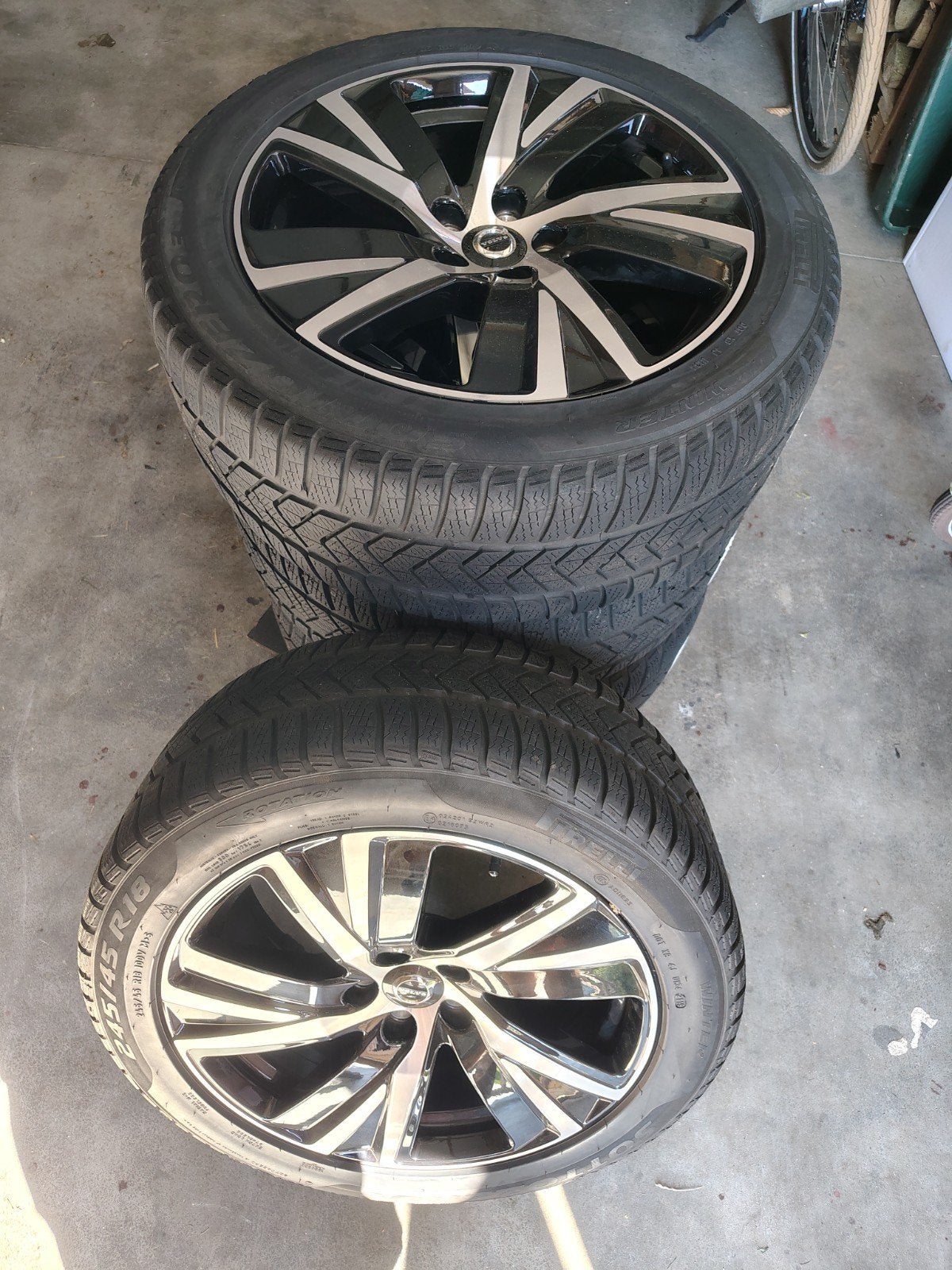 Winterbanden met velgen Volvo v90, Auto-onderdelen, Banden en Velgen, Ophalen, 18 inch, Winterbanden, Band(en)