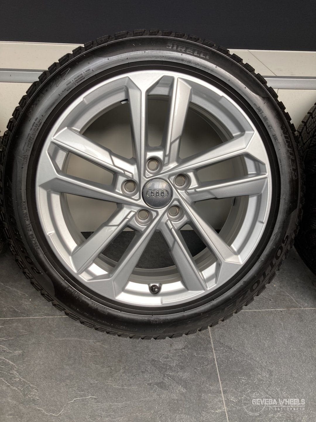 17” originele Audi A3 8P 8V 8Y velgen + winterbanden 5x112, Gebruikt, -, -, Banden en Velgen