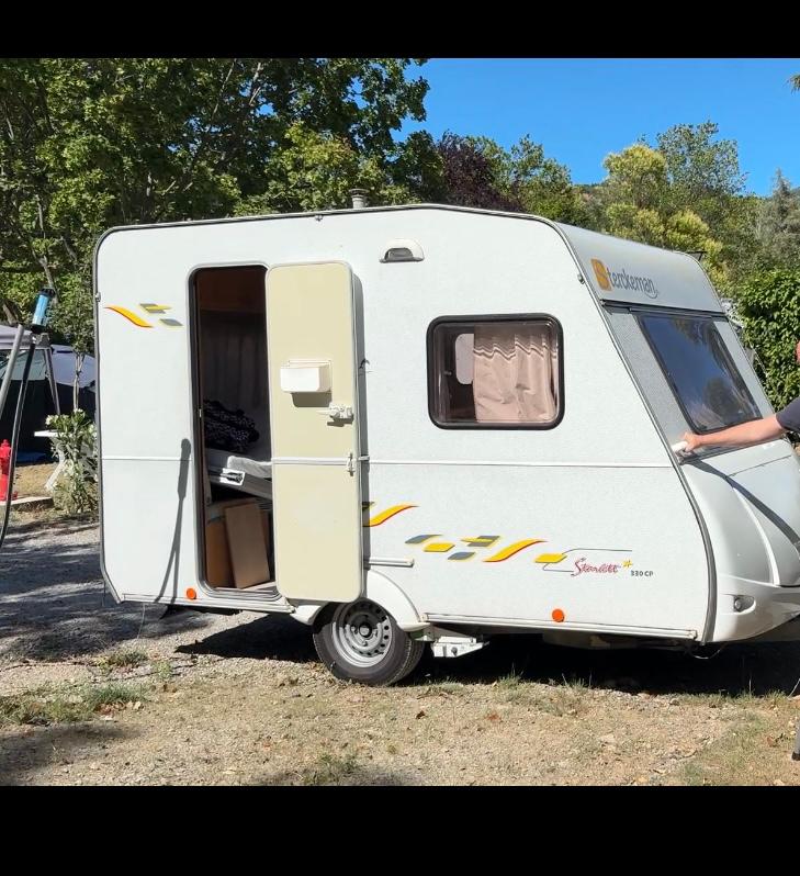 Caravan -750 kg te huur (incl mover), Caravans en Kamperen, Caravans, Particulier, Mover, Sterckeman