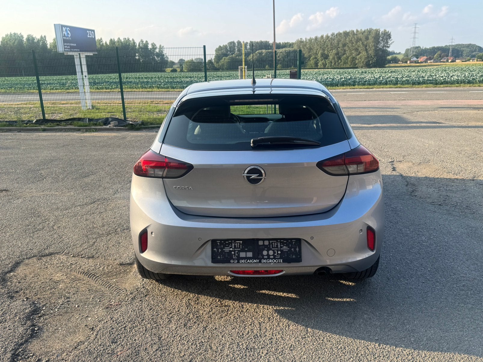 Opel Corsa 1.2 essence gps airco euro 6b, Autos, Opel, Achat, Entreprise, Boîte manuelle, https://public.car-pass.be/vhr/3ae3cdc9-1185-4e9d-91f6-11d1a425822e