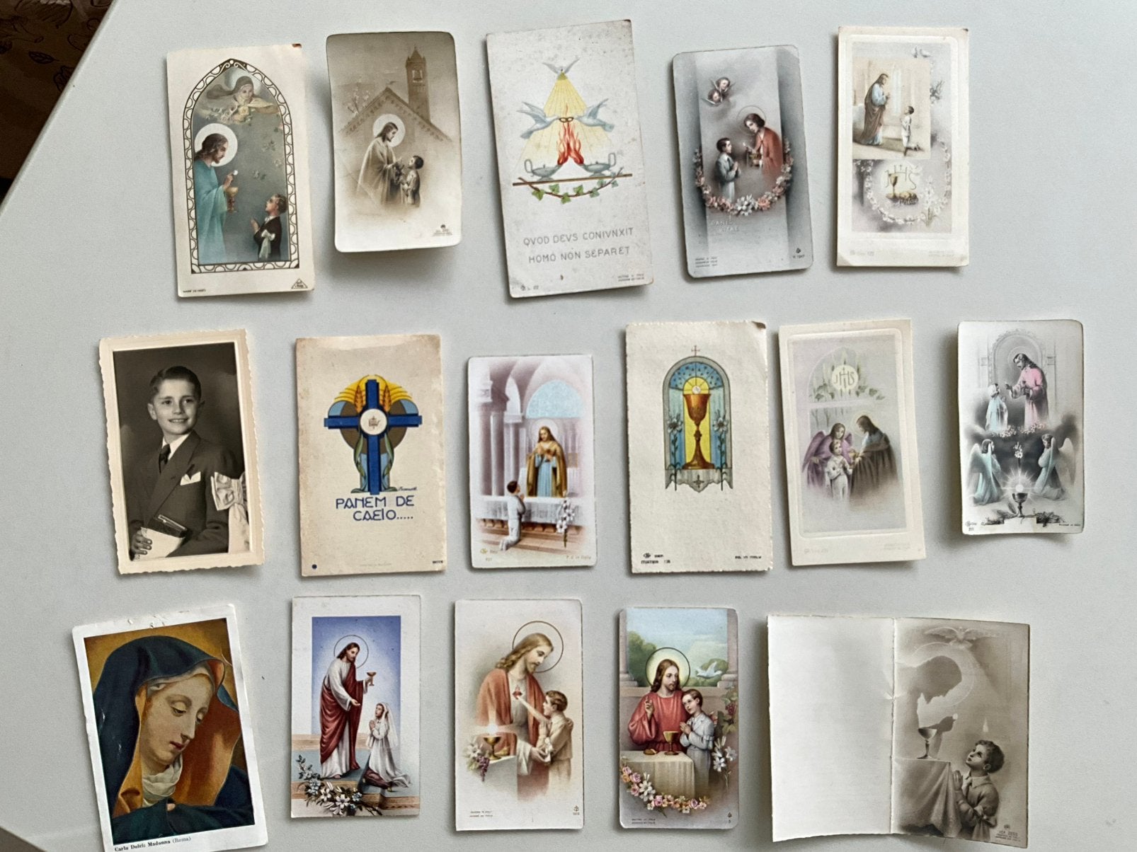 Lot van 16 antieke communieprentjes (1949-1957), Collections, Religion, Enlèvement ou Envoi