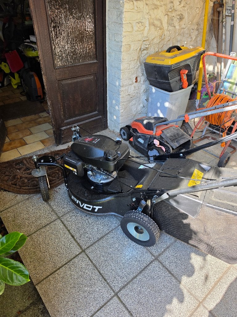 Tondeuse Sentar Pivot 52H, Jardin & Terrasse, Tondeuses à gazon, Comme neuf, Tondeuses à gazon à essence, 50 cm ou plus, Tondeuse rotative