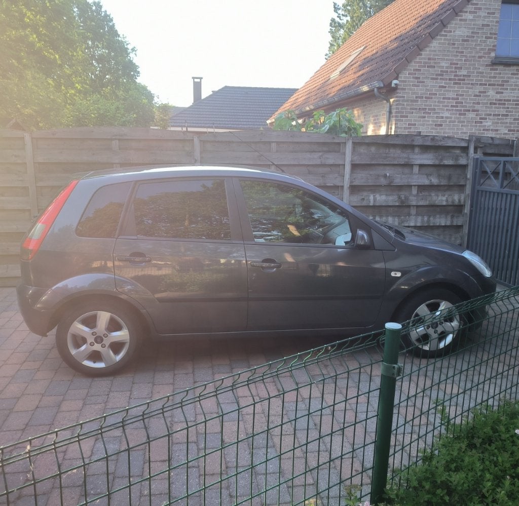Ford Fiesta Hatchback, Autos, Ford, Achat, 1112 kg, 1299 cm³, Boîte manuelle