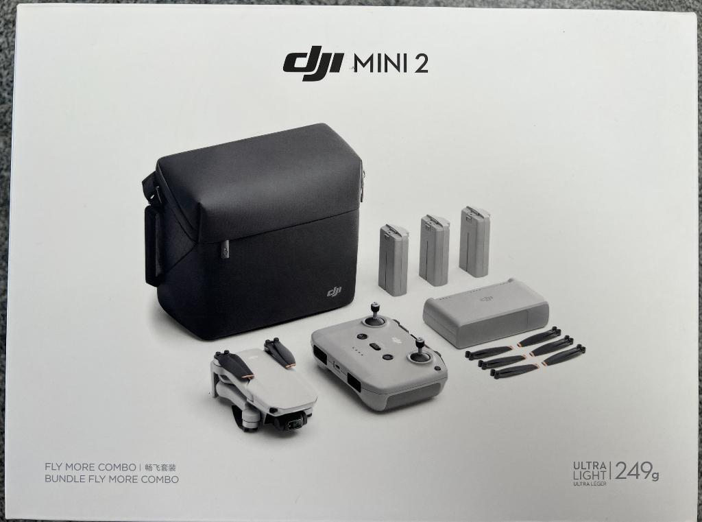 DJI drone mini 2 fly more combo + 2 paar stealth propellers, Drone avec caméra, Enlèvement ou Envoi, Batterie(s) supplémentaire(s)