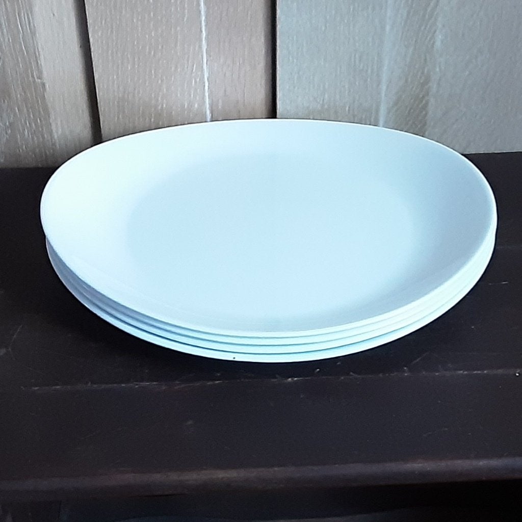 4 mooie witte melkglazen borden 2€ +2 GRATIS keramiek borden, Huis en Inrichting, Keuken | Servies, Ophalen of Verzenden, Bord(en)