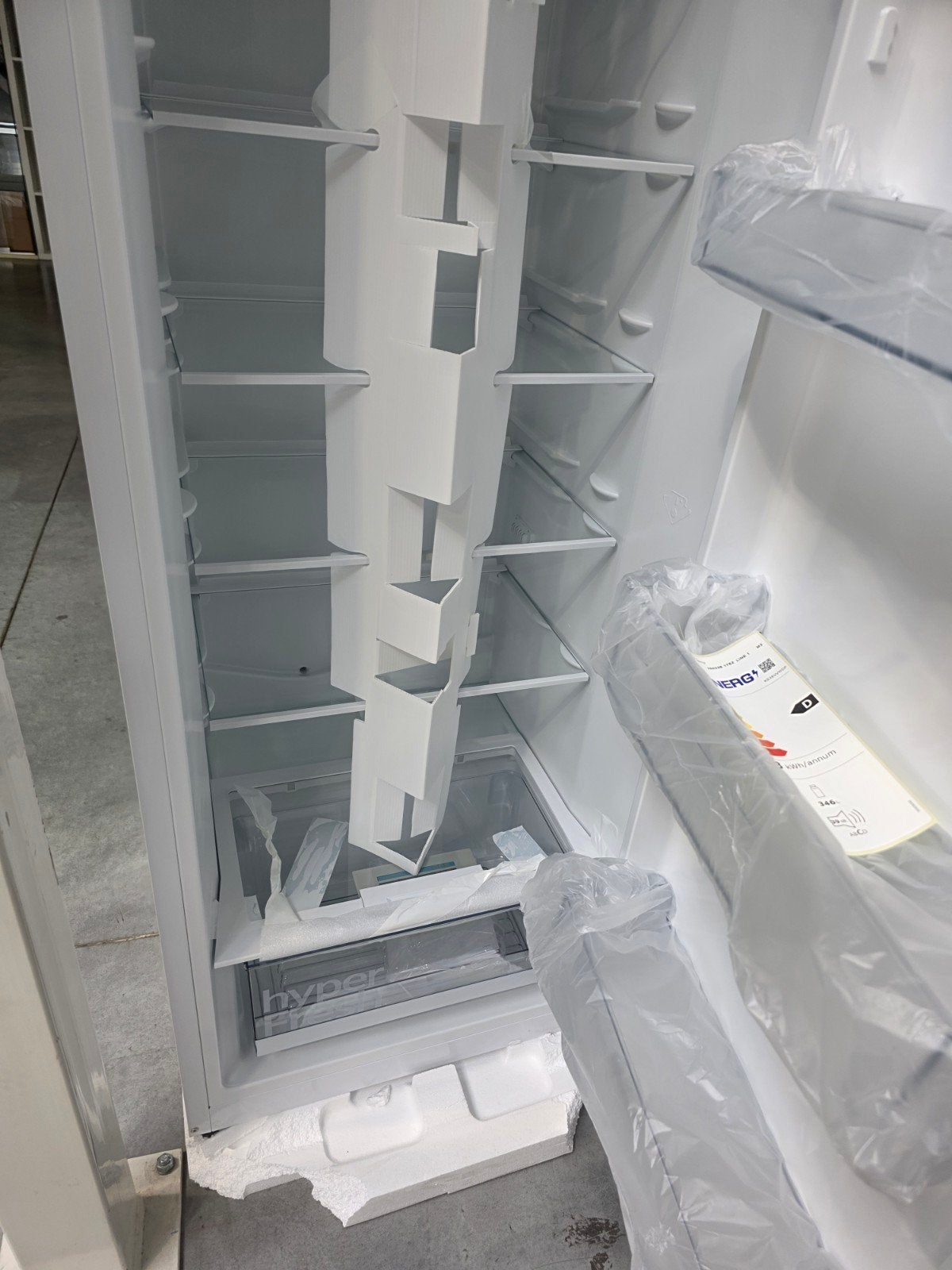 Nieuwe Siemens Koelkast / 346L / Energieklasse D – 1 Jaar Ga, Elektronische apparatuur, Koelkasten en IJskasten, Zonder vriesvak