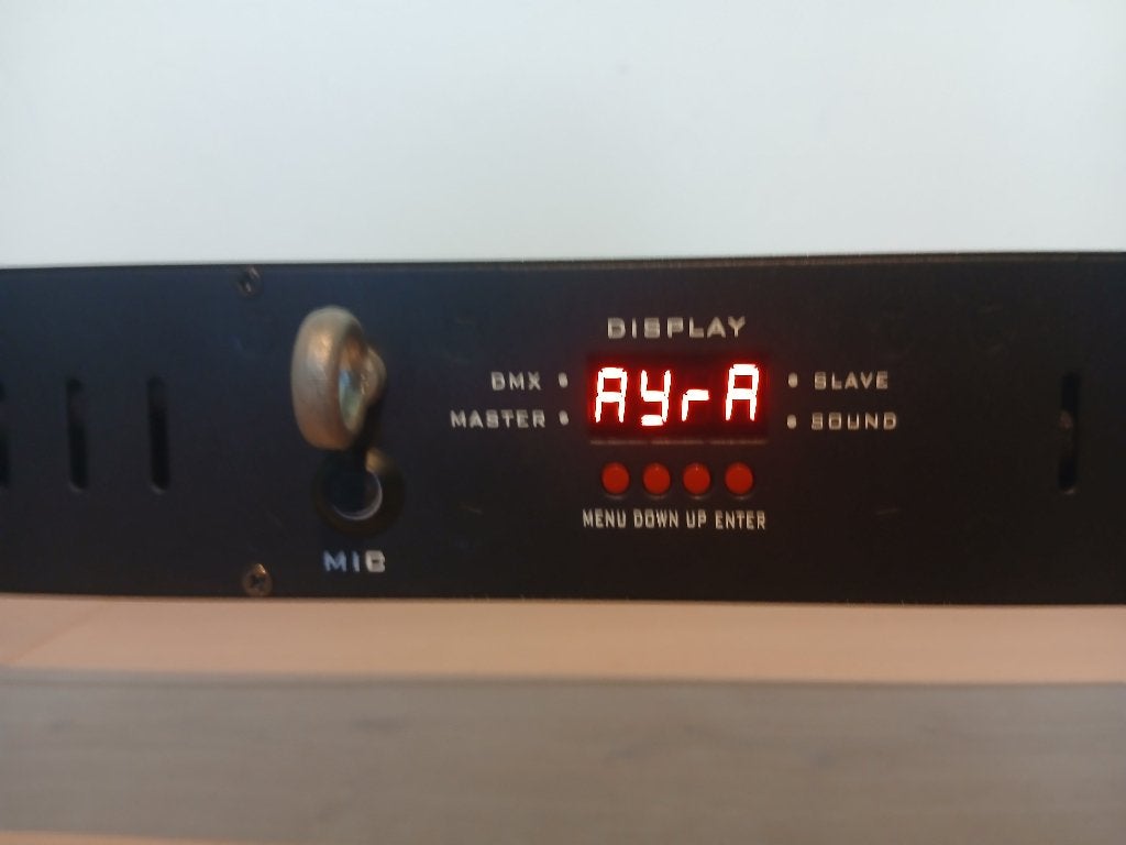 Ayra LED Tri-Bar 12 RGB Pixelbar – In absolute nieuwstaat!, Musique & Instruments, Enlèvement, Comme neuf, Lumières, Couleur
