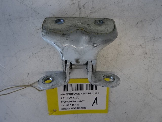CHARNIERE DE PORTE ARRIÈRE GAUCHE Kia Sportage (SL), Kia, Mevr. I. Hauben, Utilisé, Rue de l'Espoir 34 34
4030  GRIVEGNÉE, BE