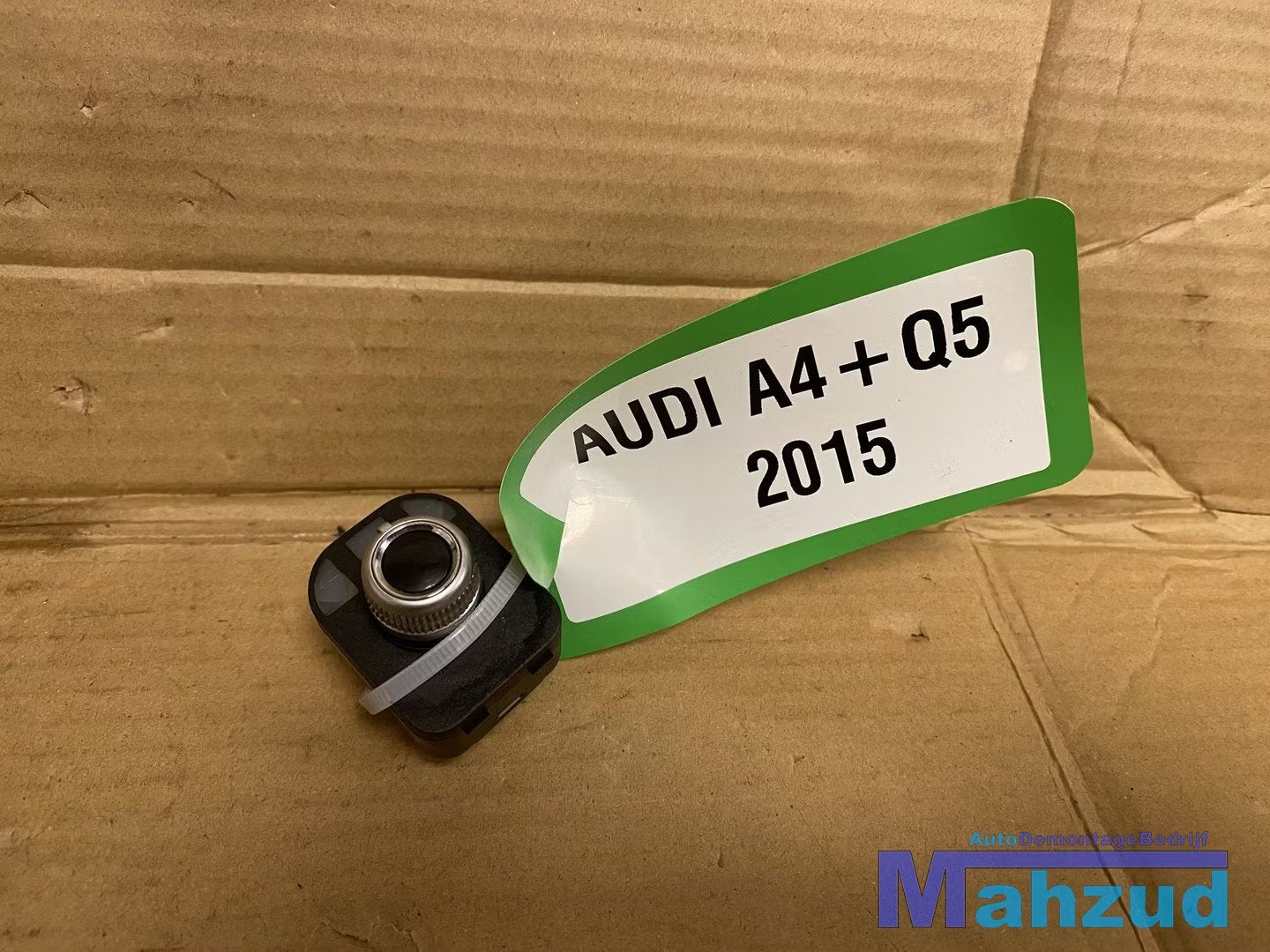 AUDI A4 A5 B8 8T Spiegelverstelling schakelaar 2007-2016, Gebruikt, AUDI AG, Auto-Union-Strasse 1
85045  Ingolstadt, DE, Audi