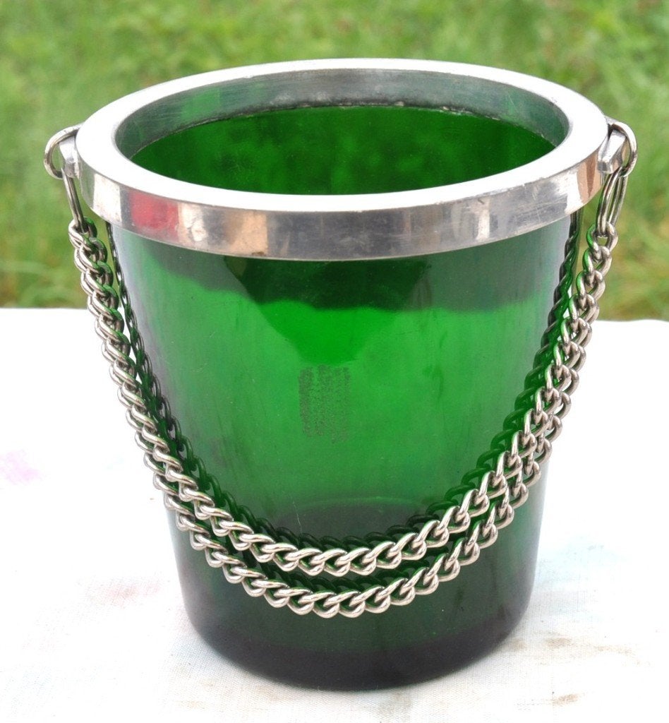 seau a glaçons en verre vert anse chaine tour metal, Antiquités & Art, Enlèvement ou Envoi