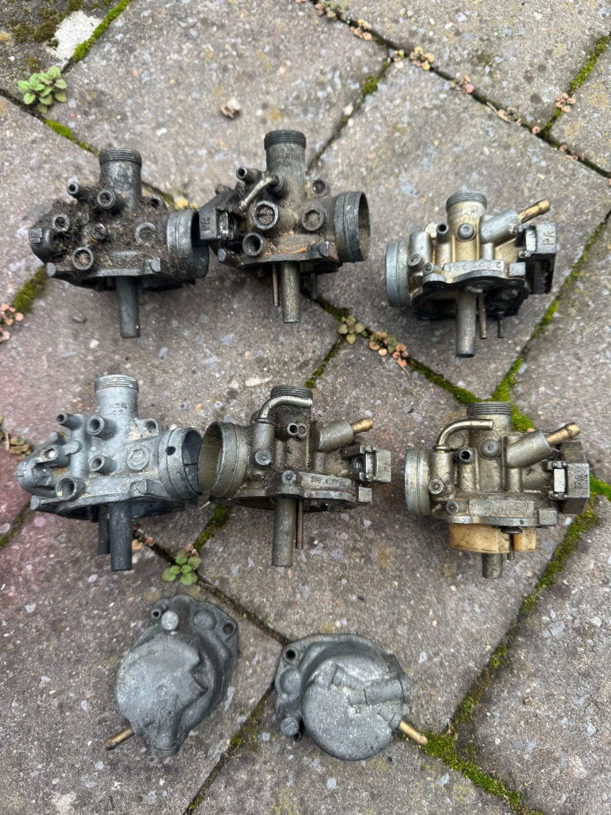 Lot honda wallaroo  /peugeot fox carburateurs, Fietsen en Brommers, Ophalen of Verzenden, Gebruikt