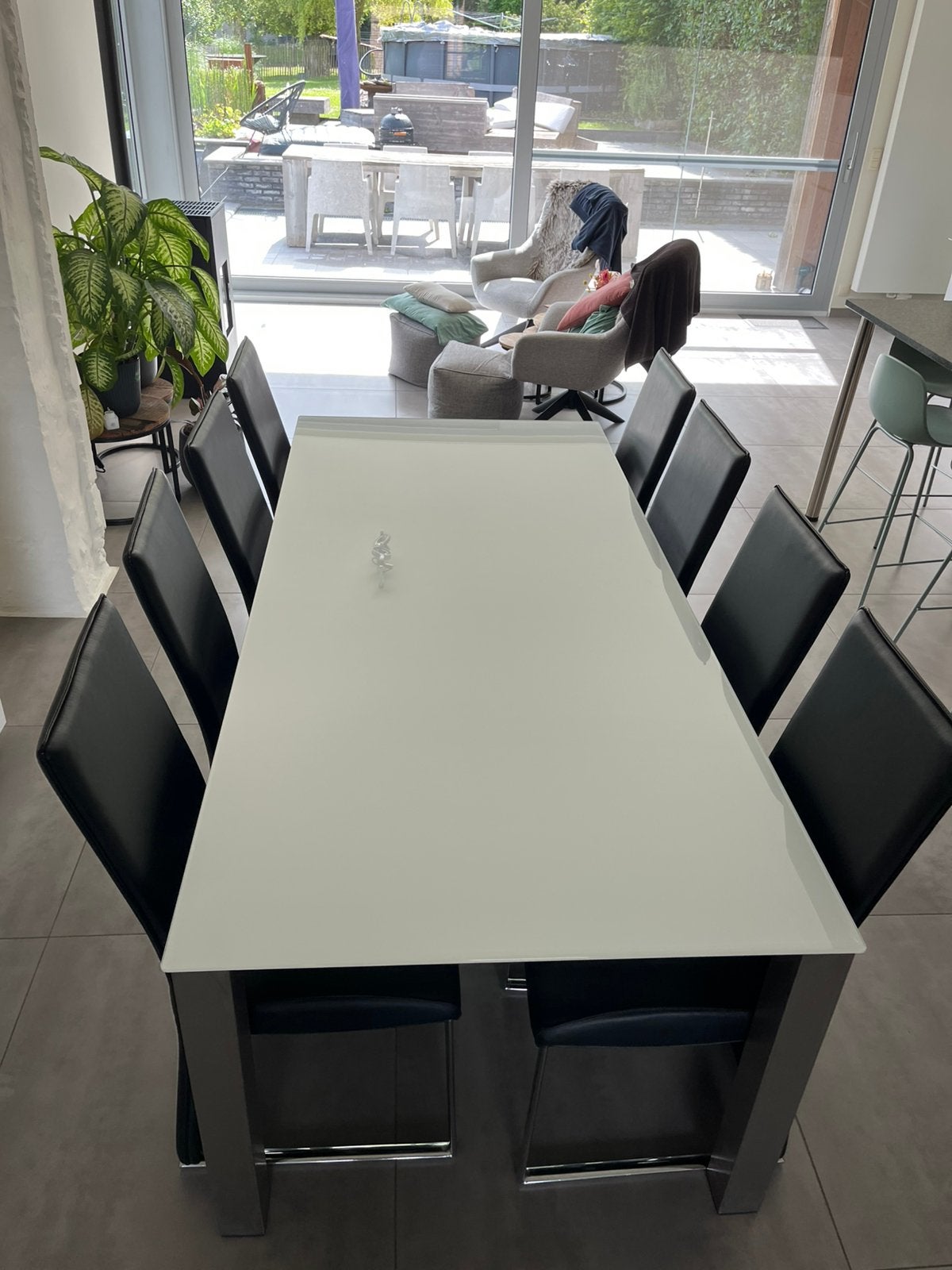 Eettafel met 8 stoelen, Huis en Inrichting, Ophalen, Zo goed als nieuw, Modern, 8 stoelen of meer