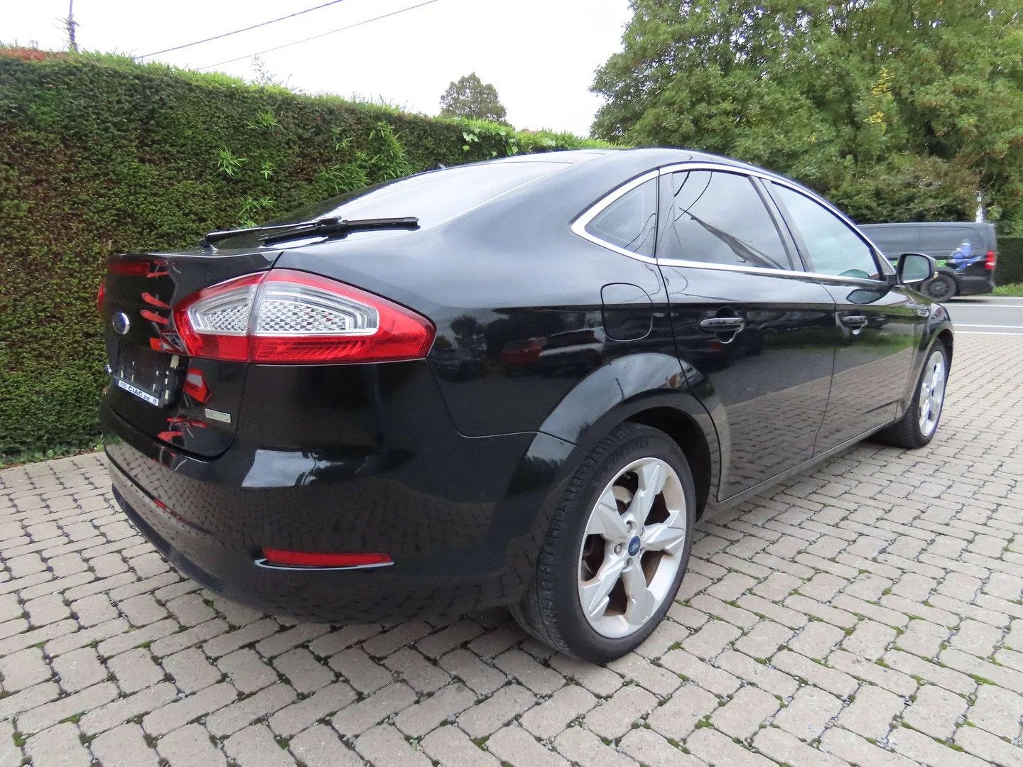 Ford Mondeo Mondeo 1.6 Turbo ECOboost Titanium Style St/St, Auto's, Gebruikt, 4 cilinders, Zwart, Leder