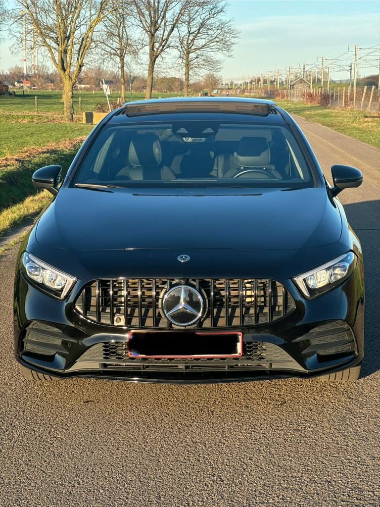 Mercedes A250E, Auto's, Zwart, Zwart, Berline, 5 deurs