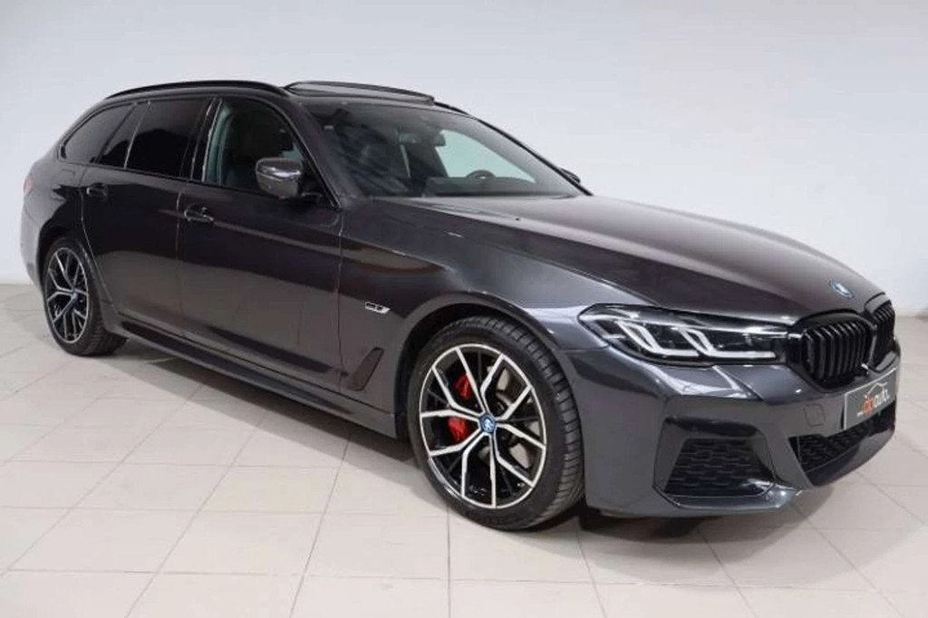 BMW 5 Serie 530 Touring 530eXA PHEV M PACK (bj 2022), Auto's, Automaat, 1998 cc, Gebruikt, 4 cilinders