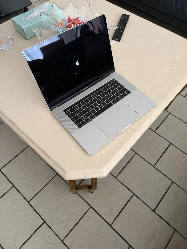 MacBook Pro 15 512Go 16g, Computers en Software, 15 inch, 512 GB, Zo goed als nieuw, 16 GB