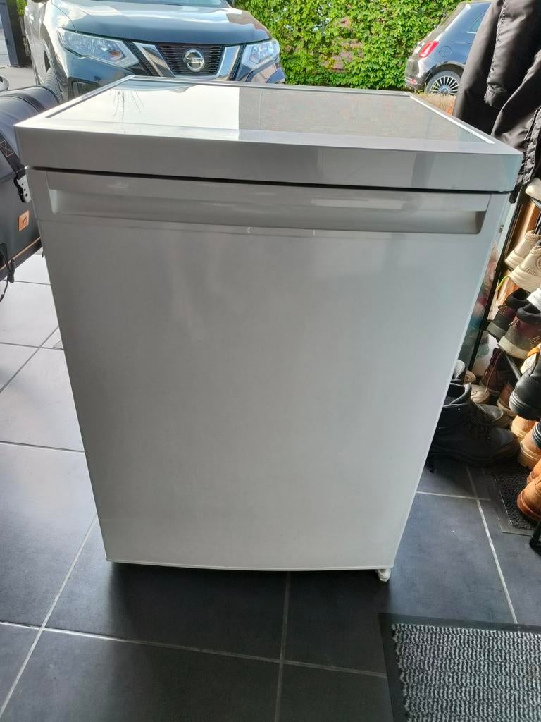 Vriezer Bosch tafelmodel met ingebouwde thermometer, Zo goed als nieuw, Energieklasse A of zuiniger, Ophalen, 85 tot 120 cm