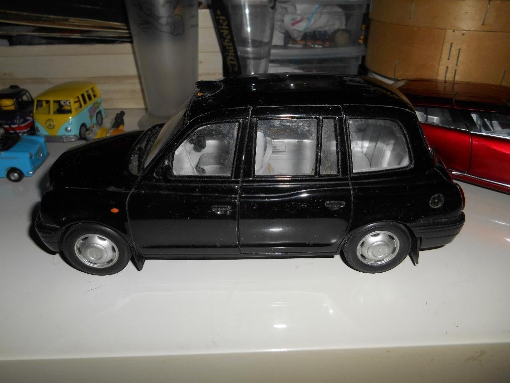 Sun Star 1/18 London Taxi Cab, Hobby en Vrije tijd, Modelauto's | 1:18, Ophalen of Verzenden, Sun Star