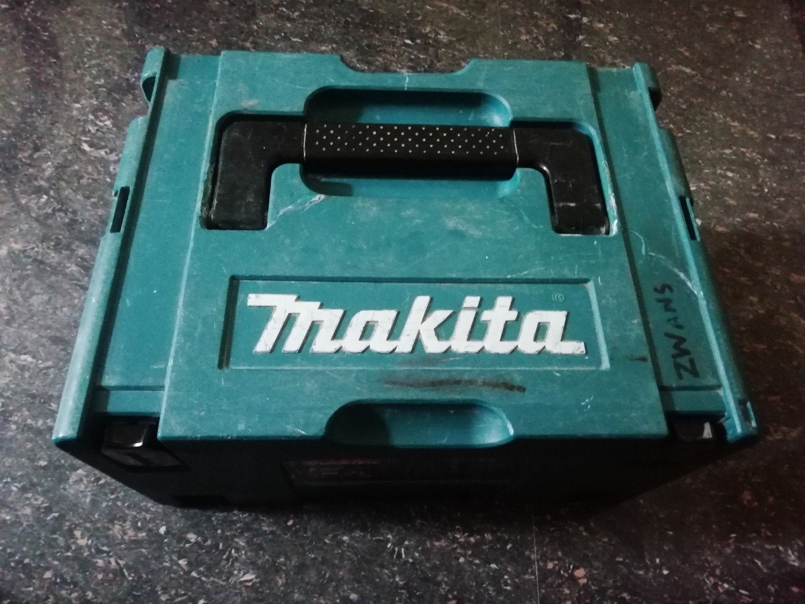 Koffer Makita, Ophalen, Gebruikt