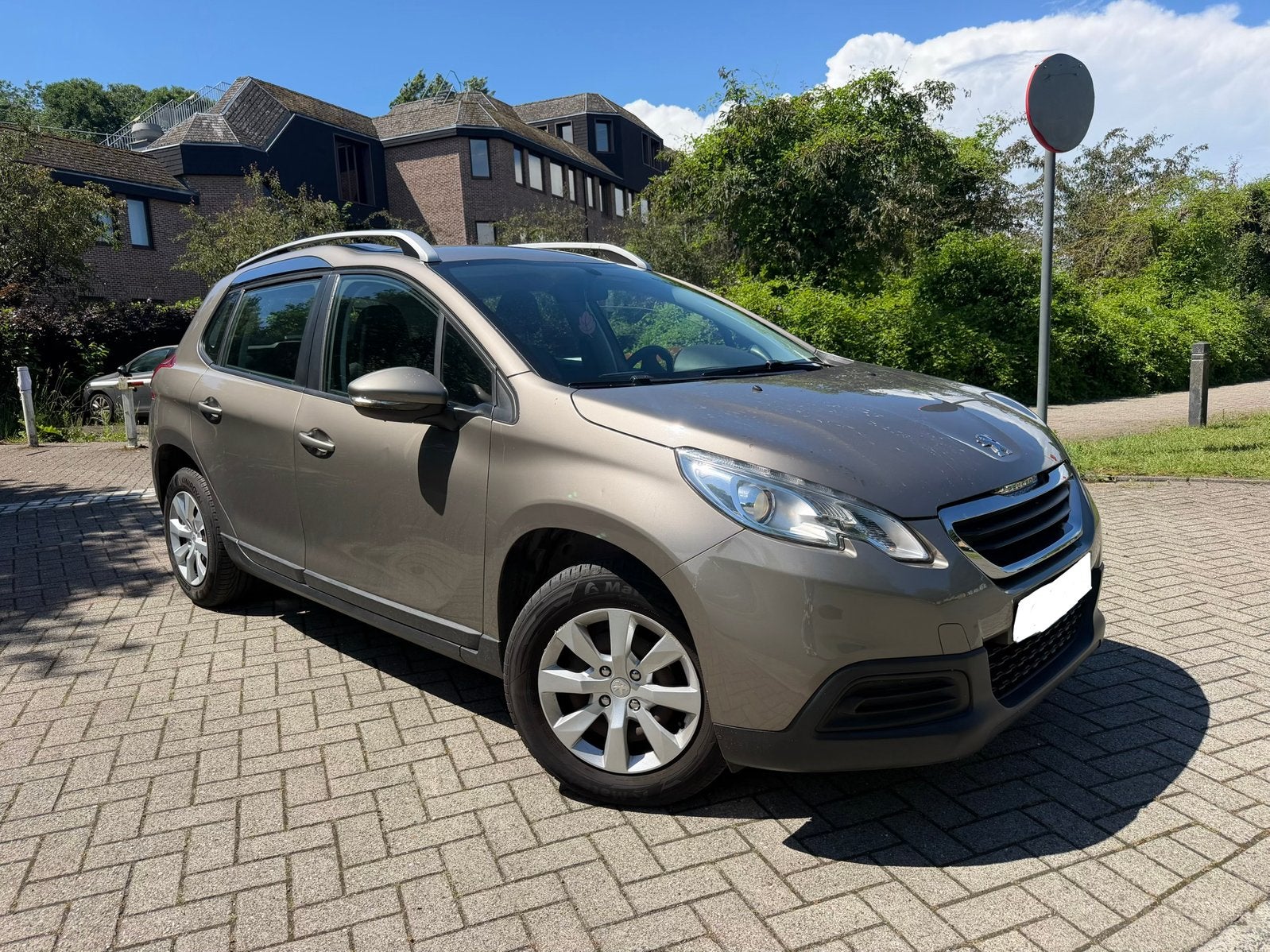 Peugeot 2008 1.2 Essence — Année 2015 Seulement 73 000 km, Achat, Euro 6, Entreprise, Air conditionné