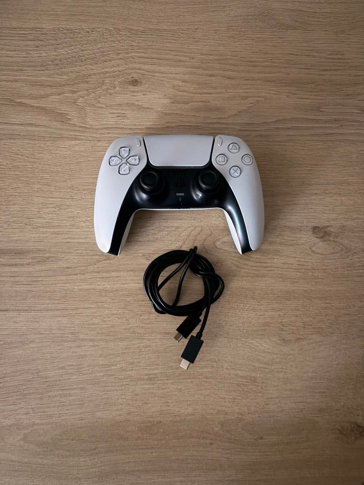 Witte ps5 controller inc kabel, Ophalen of Verzenden, Zo goed als nieuw