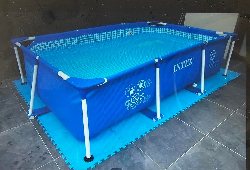 Zwembad incl.nieuwe zandfilterpomp, Enlèvement