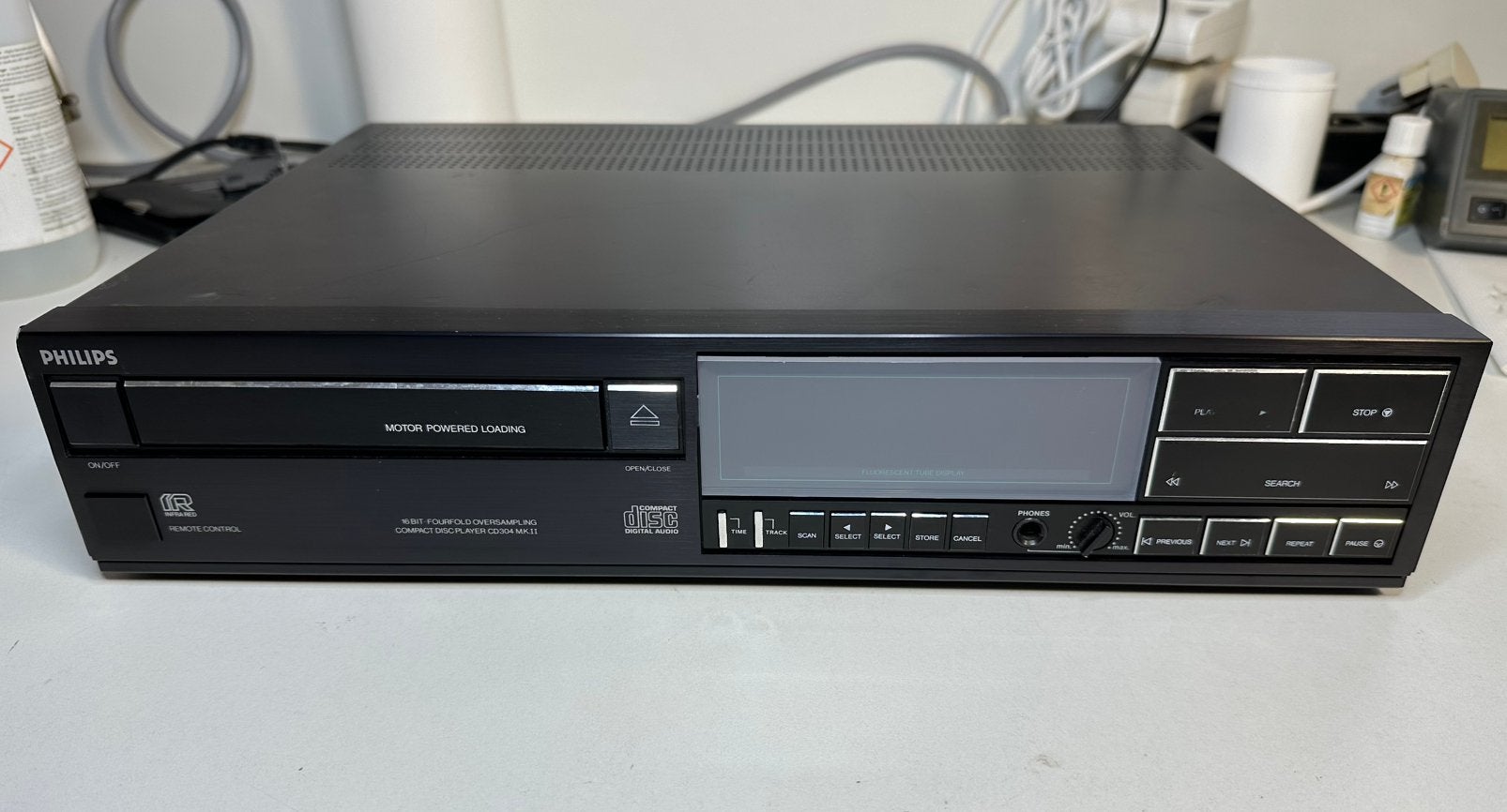 Philips CD304 MK II, TV, Hi-fi & Vidéo, Enlèvement, Reconditionné, Philips