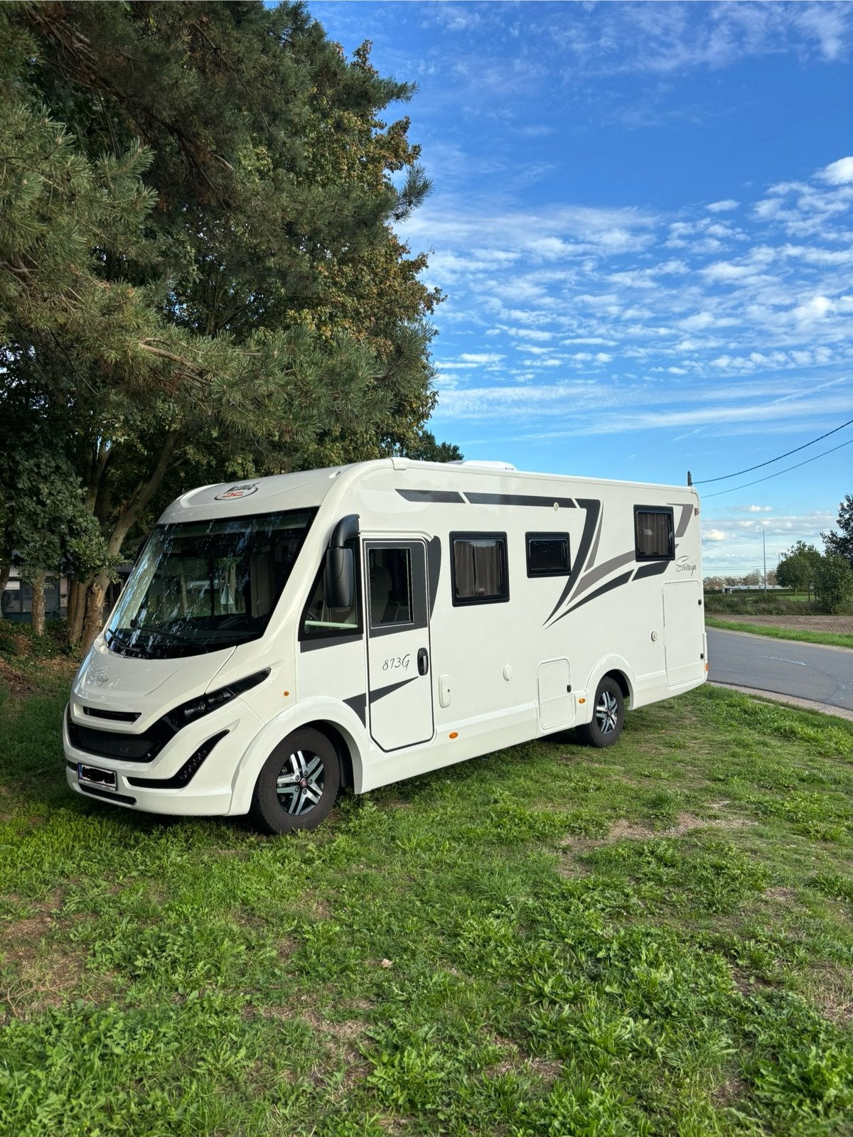 mc louis sovereign 873 2021 19000km, Caravans en Kamperen, Integraal, Ringverwarming, Particulier, Elektrische ramen