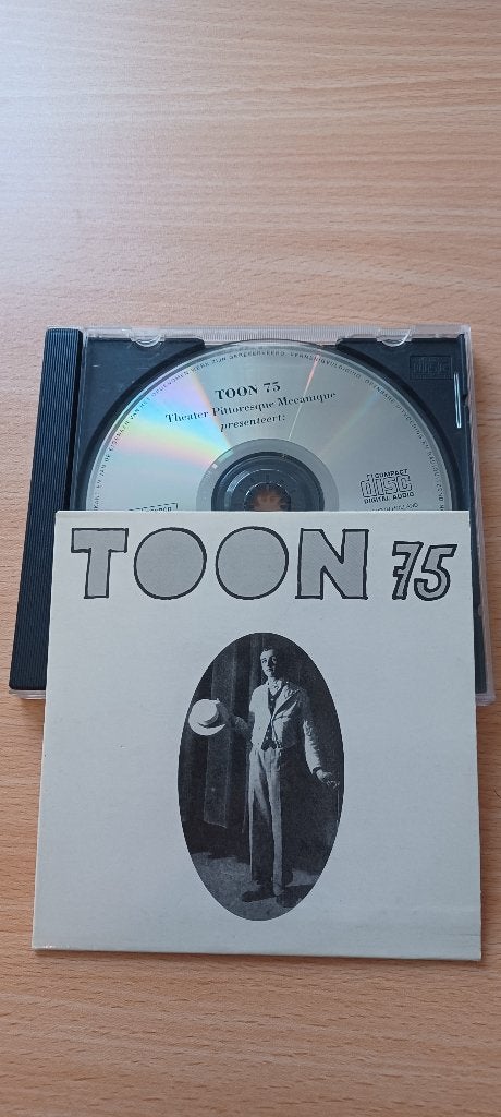 Toon 75 - Een Hommage aan Toon Hermans (Boek + CD) Zeldzaam, Gebruikt, Overige typen, Ophalen of Verzenden, Inclusief boekje