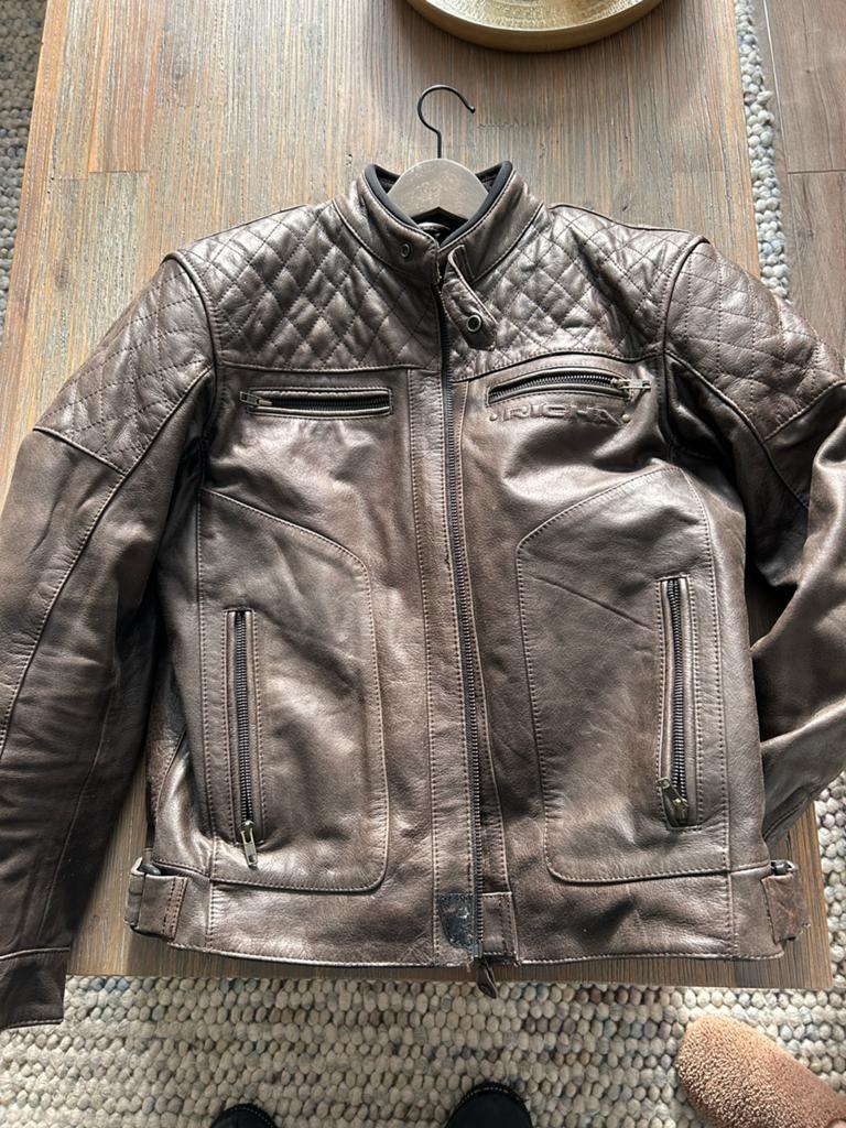 Motorkkeding vest, Enlèvement, Porté, Brun
