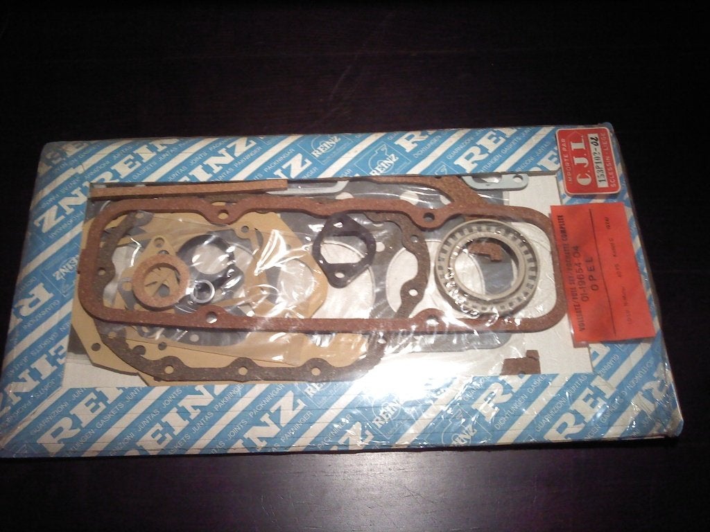 Une pochette dejoints complete pour OPEL KADETT C 1.0 (1974), Enlèvement ou Envoi, Pièces Oldtimer ou Ancêtre