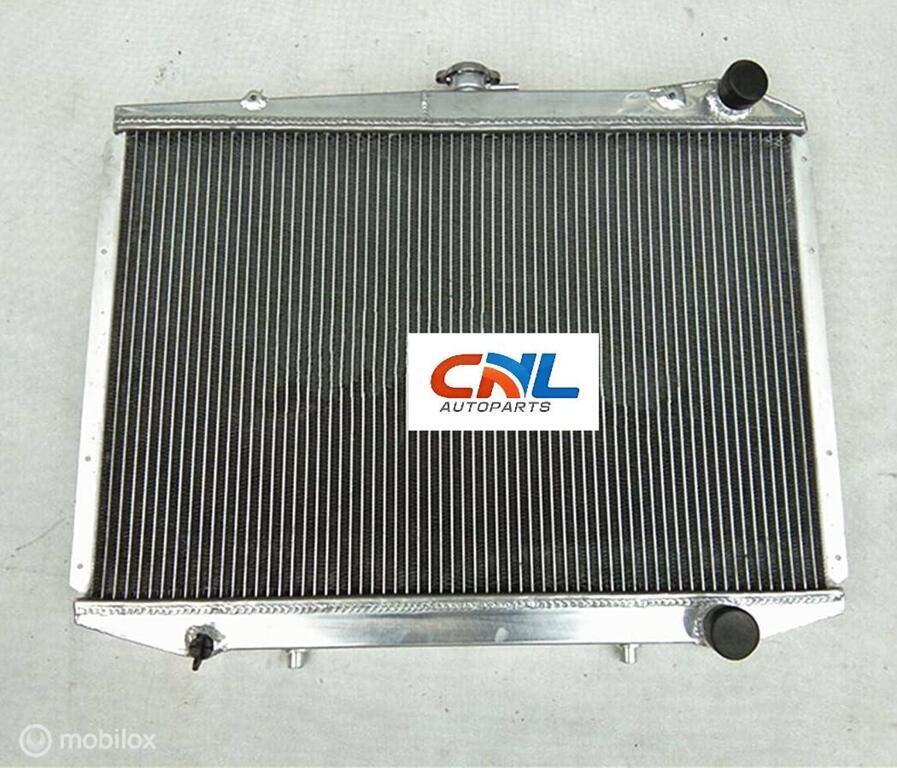 Radiateur Nissan Pathfinder Pickup D21 2.4 3.0 85-98 manual, Nieuw, Ophalen of Verzenden
