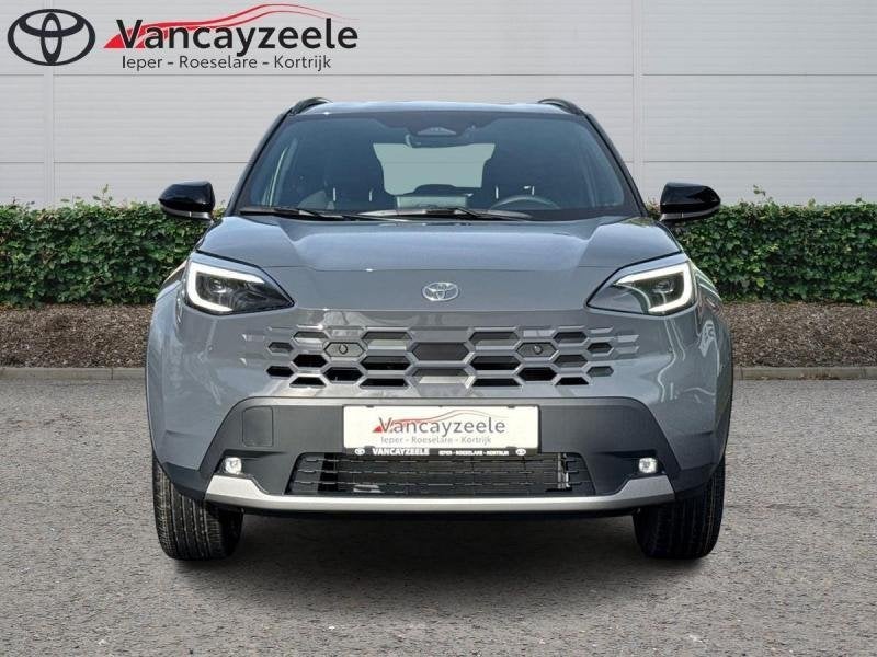 Toyota Yaris Cross Executive+safetypack+camera+gps+sens V+A, Argent ou Gris, Achat, Euro 6, 5 portes