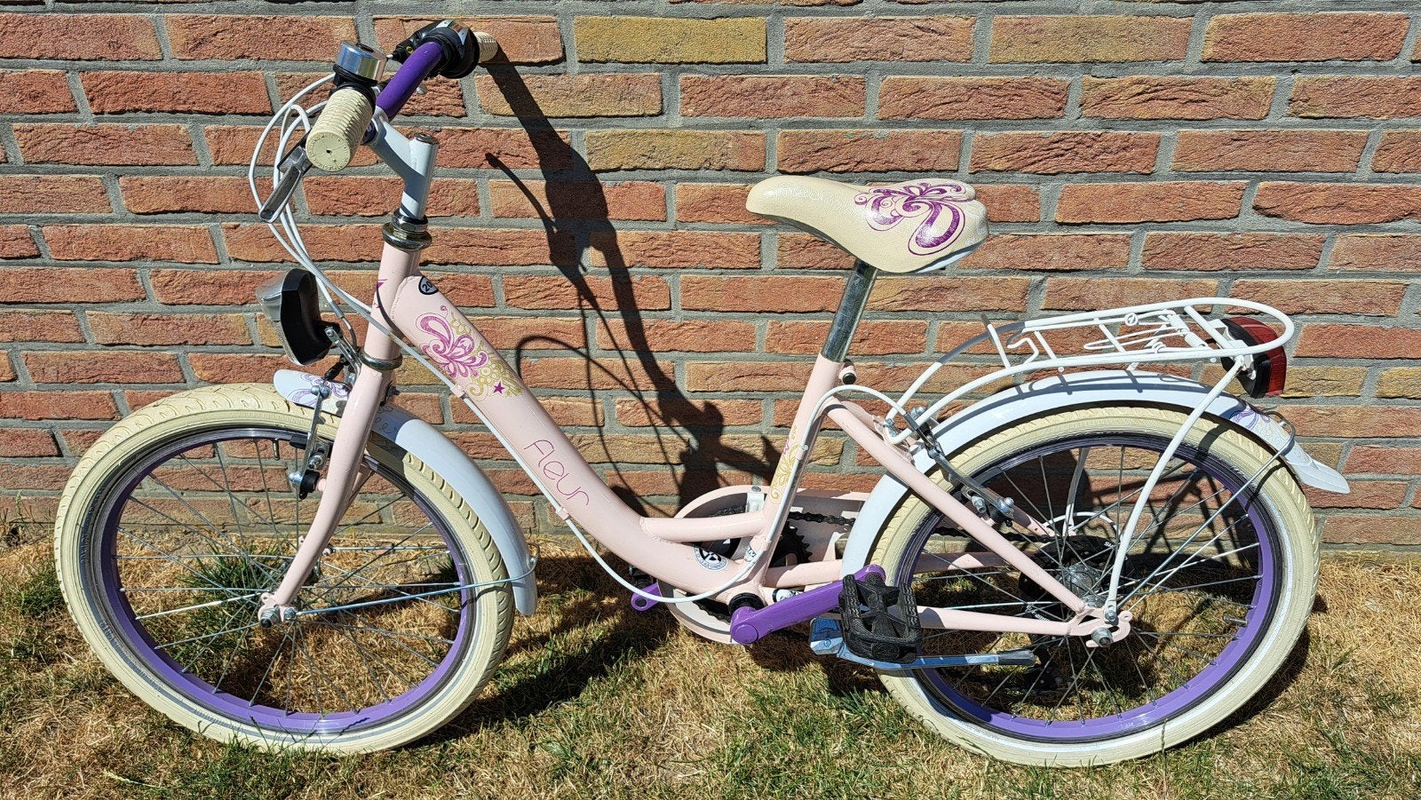 Meisjesfiets Fleur MBM 20 inch, Vélos & Vélomoteurs, Vitesses, Frein sur jante, Utilisé, 20 pouces