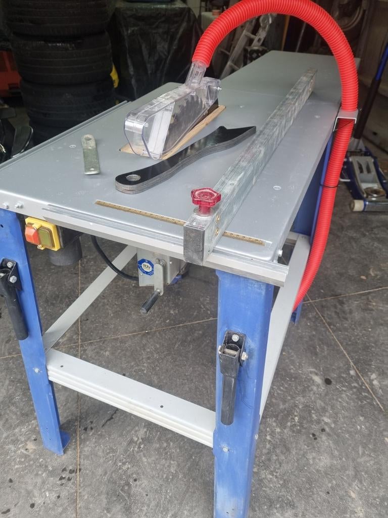 Metabo eenfasige cirkelzaag, Doe-het-zelf en Bouw, Gereedschap | Zaagmachines, Ophalen, Cirkelzaag