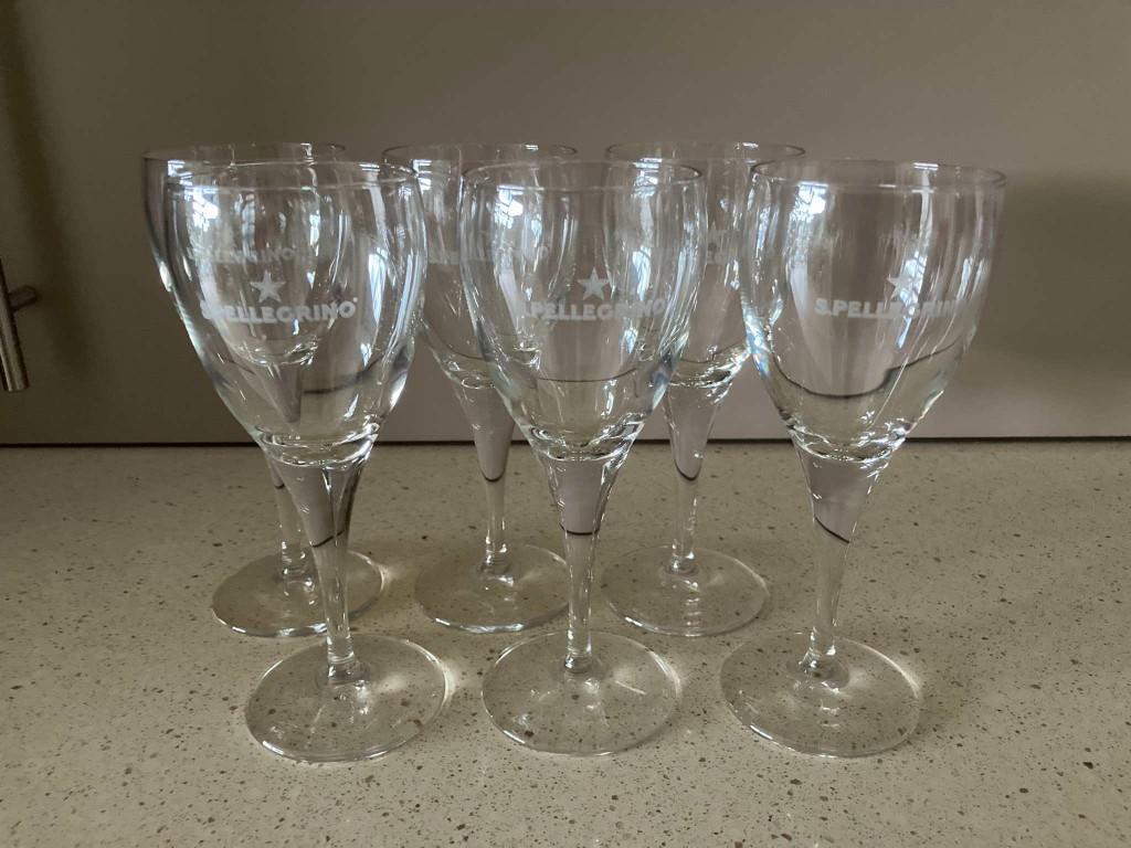 S. Pellegrino glazen 12 stuks, Collections, Verres & Petits Verres, Enlèvement, Neuf, Verre à soda
