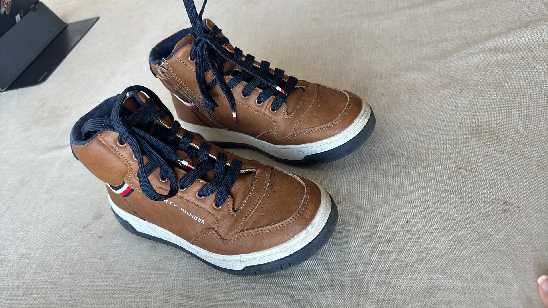 Tommy Hilfiger schoen maat 35 Cognac bruin, Garçon, Enlèvement ou Envoi, Comme neuf, Chaussures