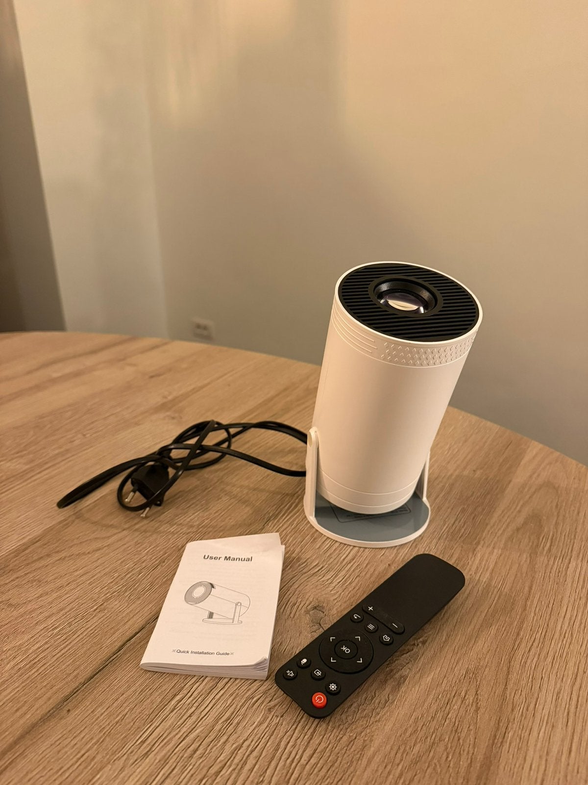 Mini projector, Audio, Tv en Foto, Ophalen, Zo goed als nieuw