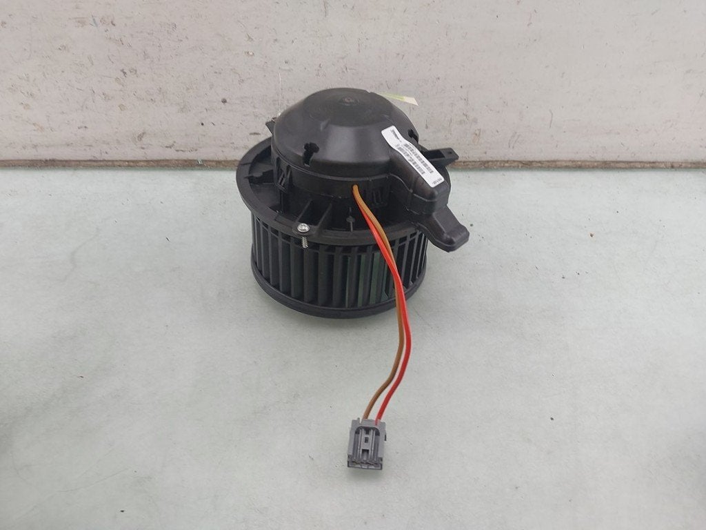 VENTILATEUR RADIATEUR MOTEUR Opel Meriva (B), Valeo, Opel, Utilisé, 100, rue de Courcelles
75017  Paris, FR