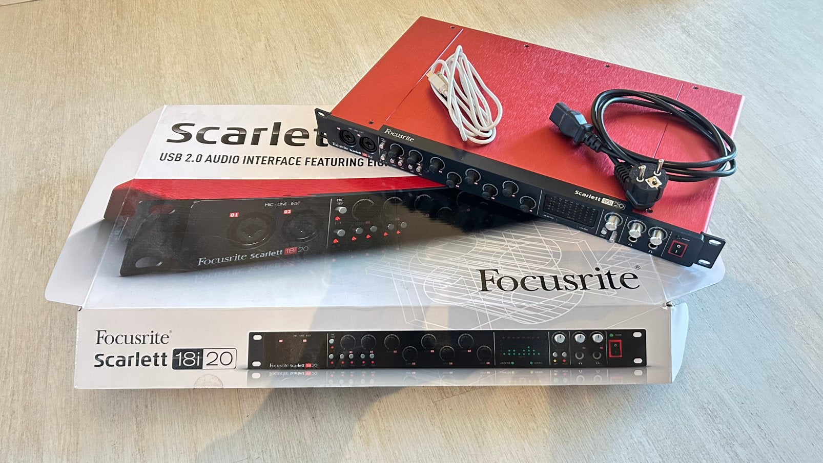 Focusrite Scarlett 18i20 Gen 1, Musique & Instruments, Enlèvement ou Envoi, Comme neuf