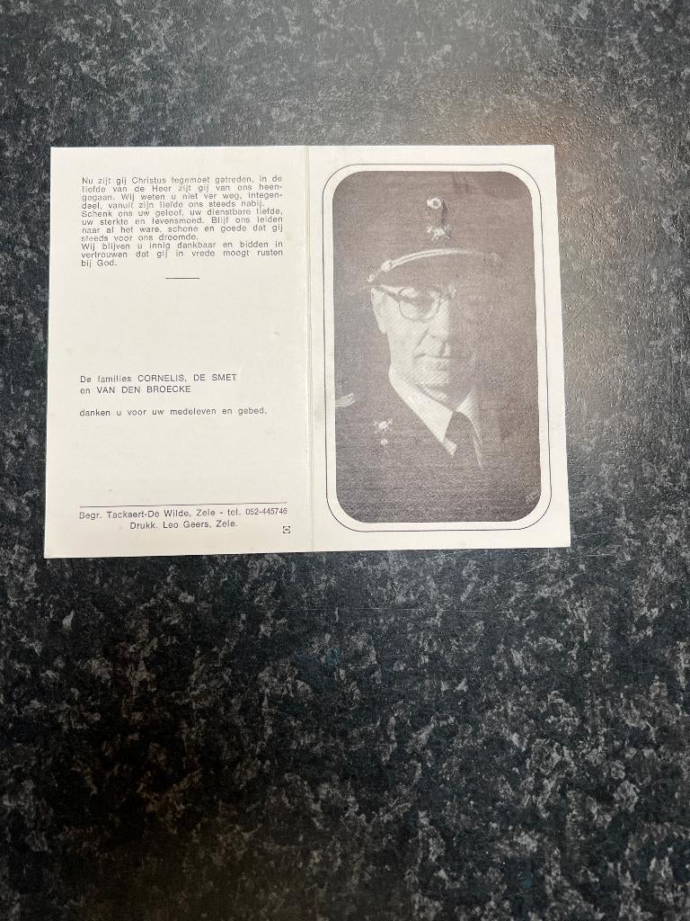 DOODSPRENTJES   8   UNIFORMEN, Ophalen of Verzenden