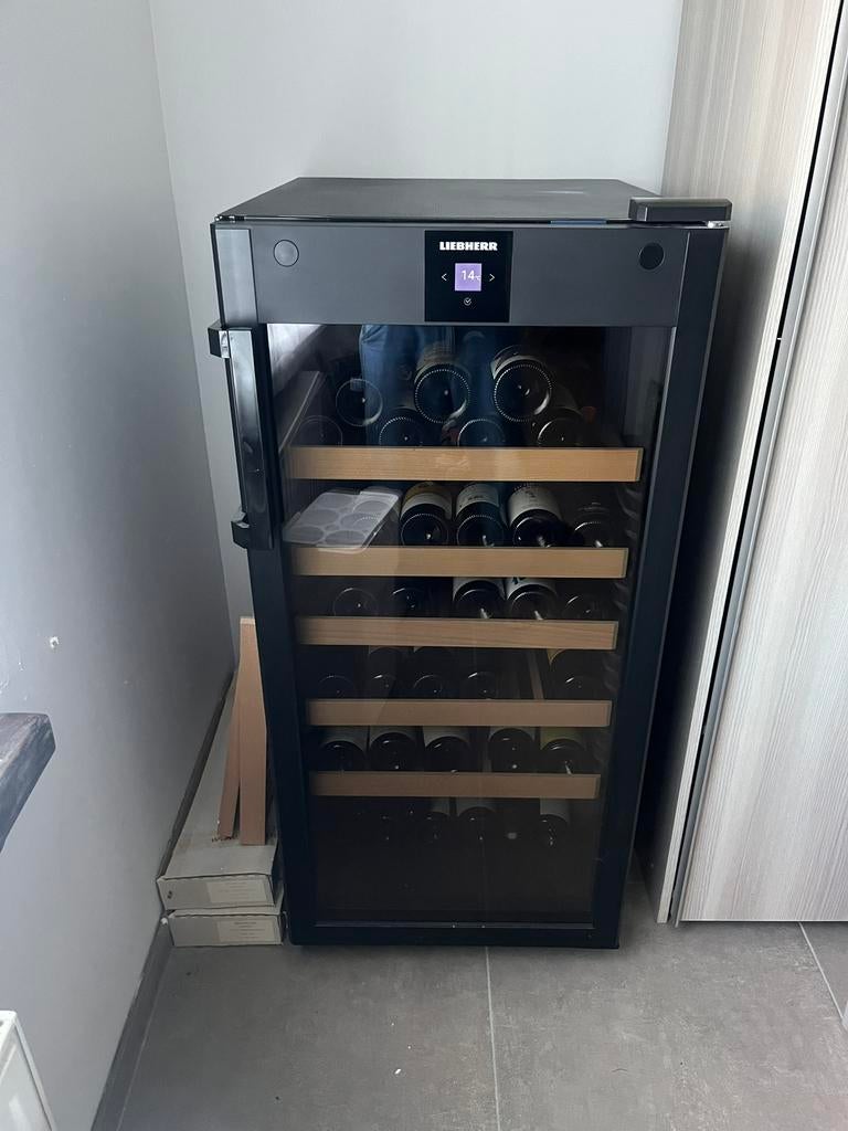 Liebherr wpbl 402 grandcru wijnklimaatkast 1 zone, Ophalen, Zo goed als nieuw