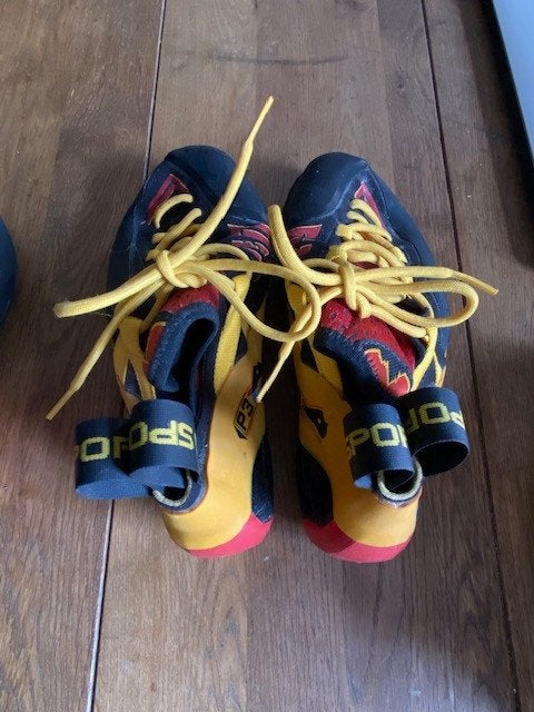Chaussons Escalade La Sportiva GENIUS. Taille 39,5, Sport en Fitness, Ophalen, Zo goed als nieuw, Klimsportschoenen