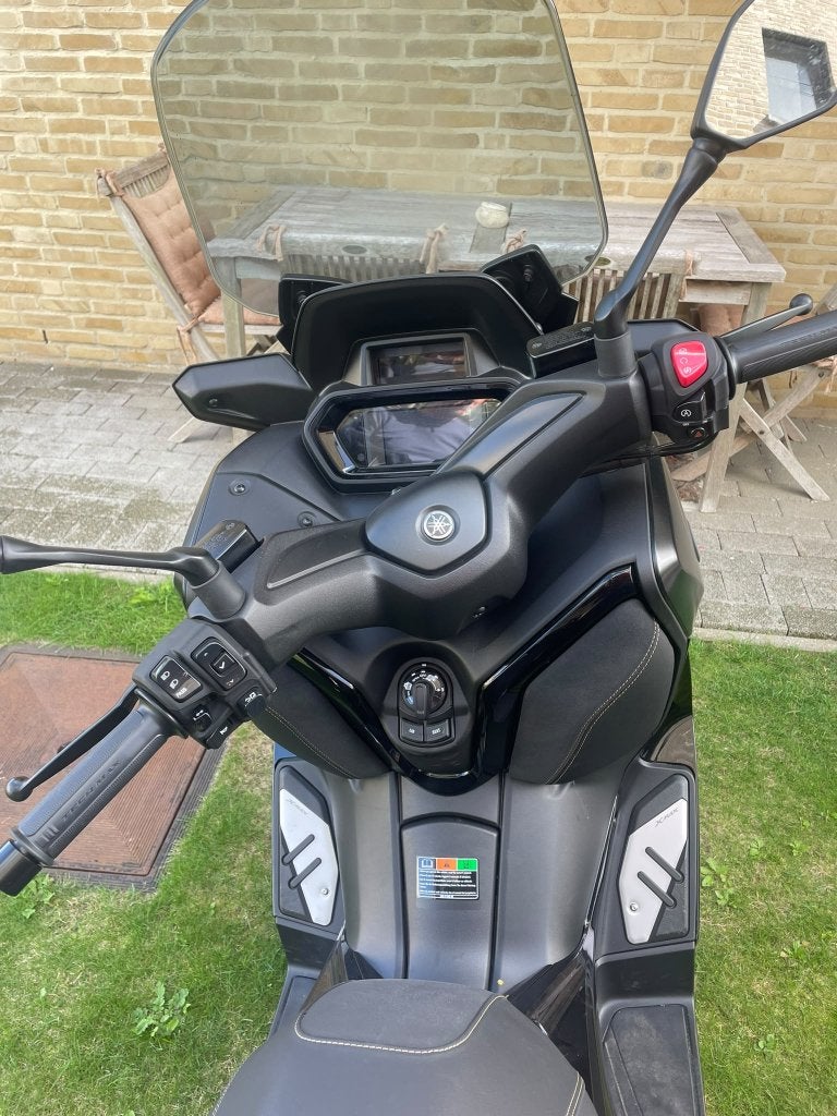 Yamaha xmax techmax. 2023 11000km ( foto update), ABS, Scooter, Occasion, Particulier